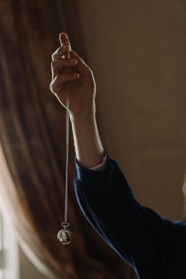 Hypnose à reims : découvrez des solutions pour votre bien-être